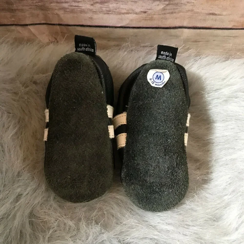 Shoo Shoos Boys Moccasins Size 6-12 Mo Black White Football Leather Soft Sole